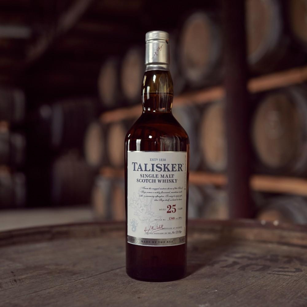 Single Malts Scotch Whisky - 25 Years Old