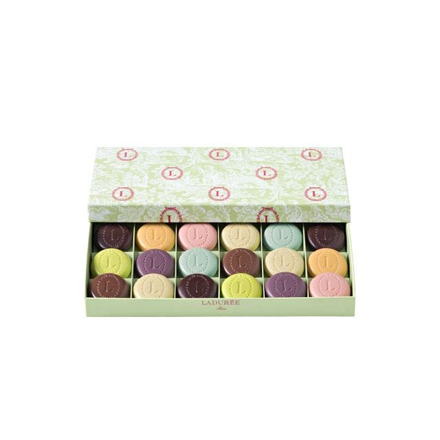 Gift box of 18 Eugénie - Incontournable selection